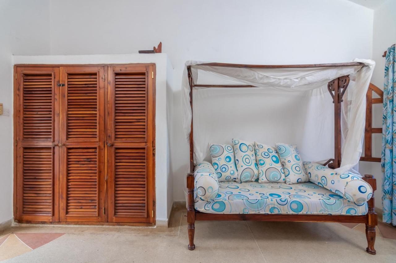 Joysvilla Family Holiday Home Malindi Bagian luar foto