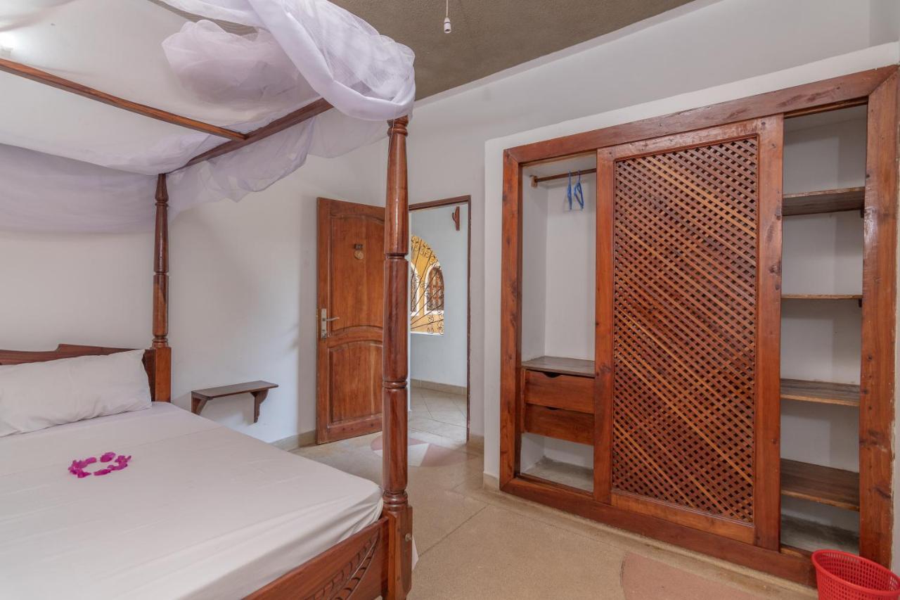 Joysvilla Family Holiday Home Malindi Bagian luar foto