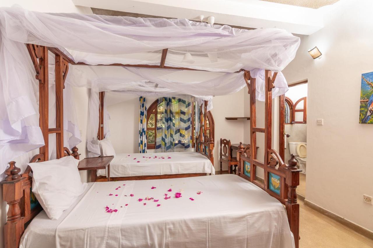 Joysvilla Family Holiday Home Malindi Bagian luar foto