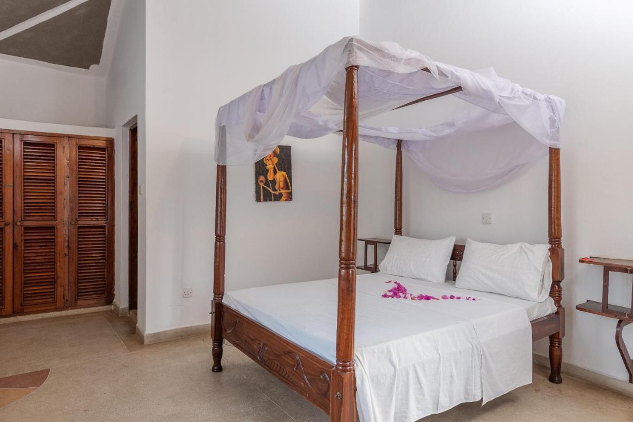 Joysvilla Family Holiday Home Malindi Bagian luar foto