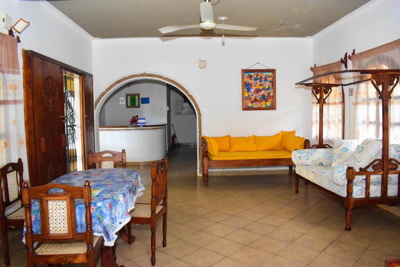 Joysvilla Family Holiday Home Malindi Bagian luar foto